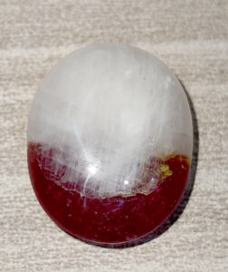Close-up Lapisan Resin dan Gelembung Gas